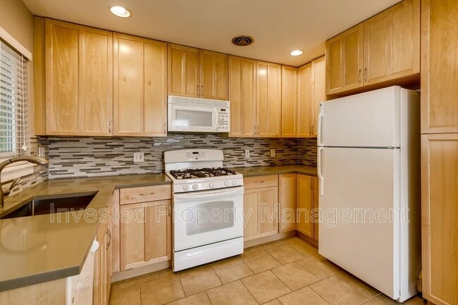 Photo - 1877 S Fairfax St