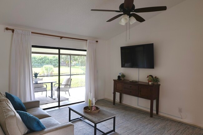 Photo - 12726 Spinnaker Ln