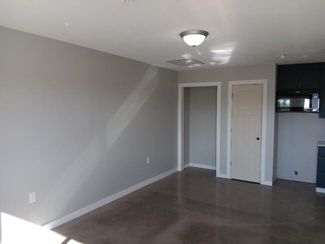 Photo - Ft Scott Manor Unit 20