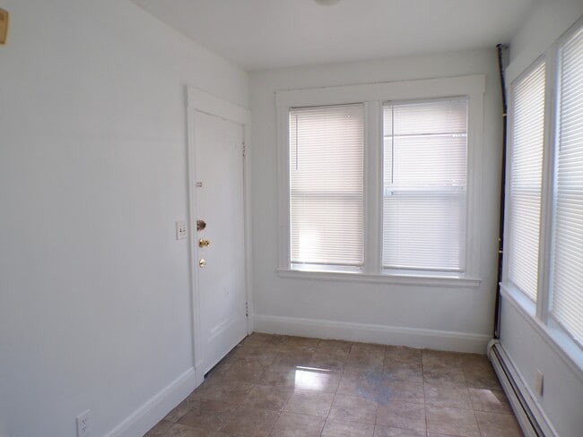 24 Hanover Cir Unit 1