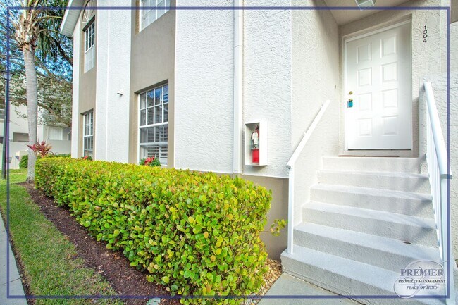 Photo - 2 BEDROOM + DEN CONDO FOR ANNUAL RENT IN T...