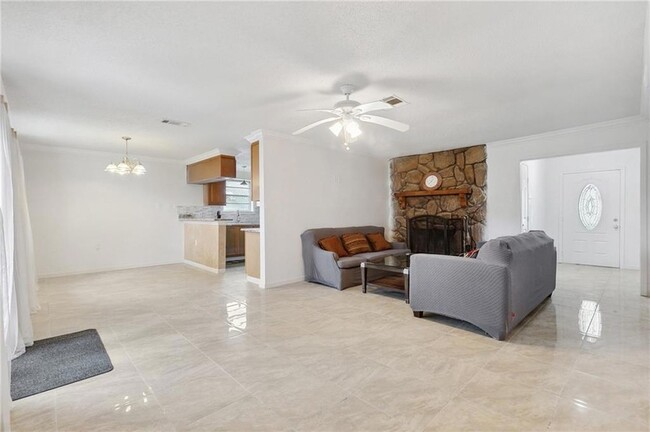 Photo - 2600 Cambridge Dr