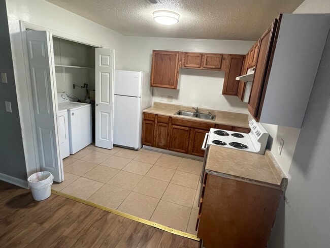 Photo - 4514 Bonnell Dr Unit C