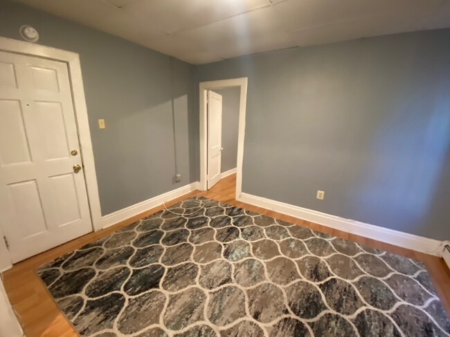 Photo - 157 W High St Unit Apt 6