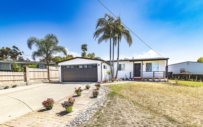 Building Photo - South Oceanside 3 Bedroom 1 Bath Home!