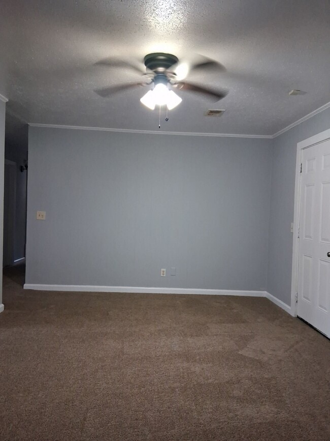 Photo - 1933 Wisteria Dr