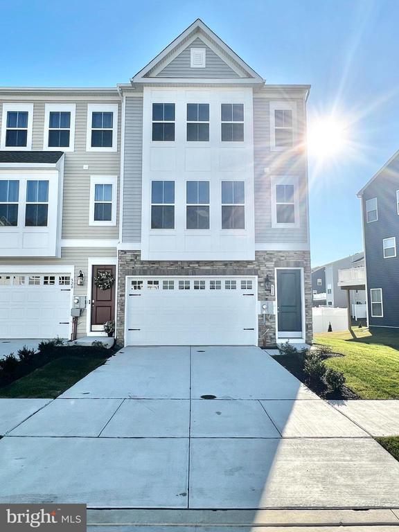 Photo - 518 Rosemary Circle Townhome