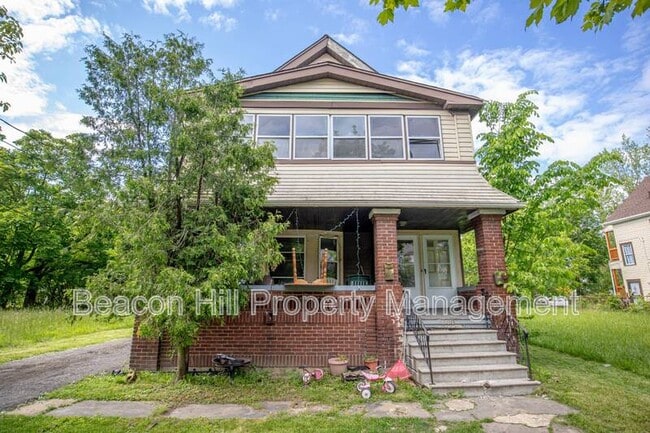 Photo - 12007 Parkview Ave