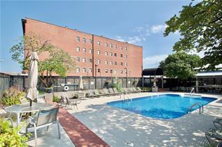 Photo - 609 Central St Townhome
