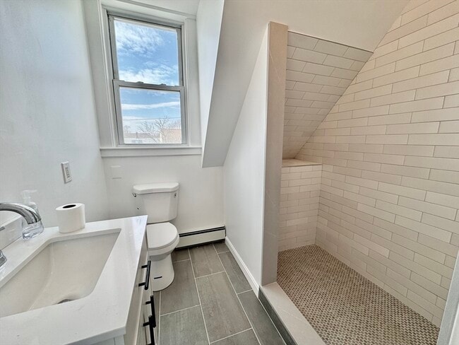 Photo - 8 Trafford St Unidad 2 Rental
