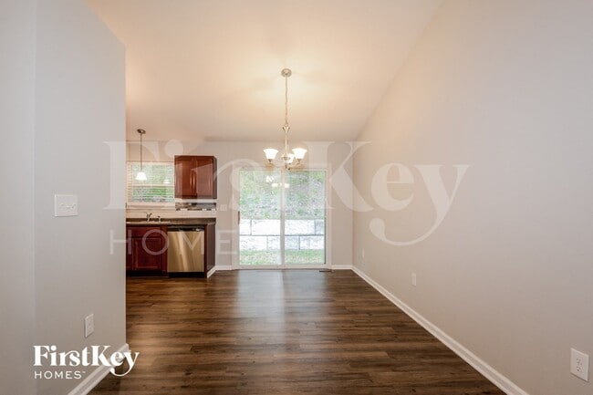 Photo - 1965 White Haven Dr