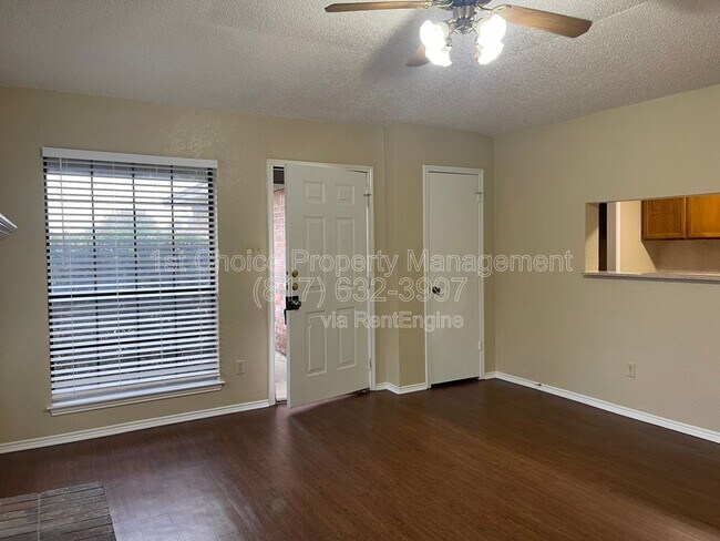 Photo - 4119 Fossil Ridge Dr