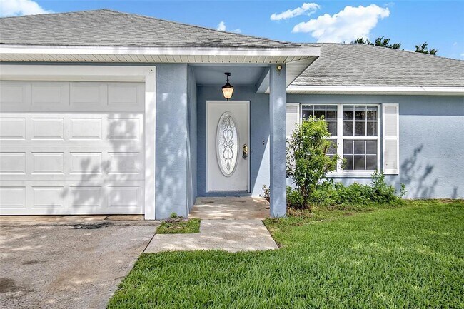Photo - 9 Lytton Ln