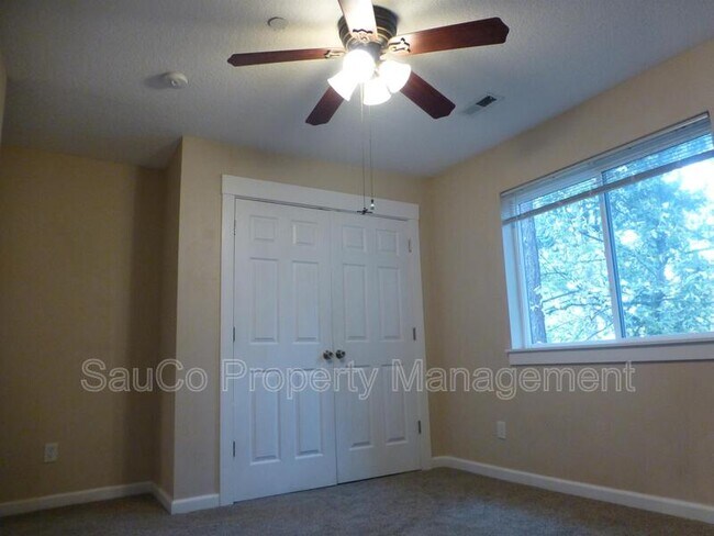 Photo - 1109 NE 106th Ave