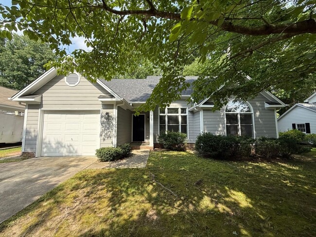 Newly Remodeled 3BD, 2.5BA Knightdale Home... - Newly Remodeled 3BD, 2.5BA Knightdale Home...