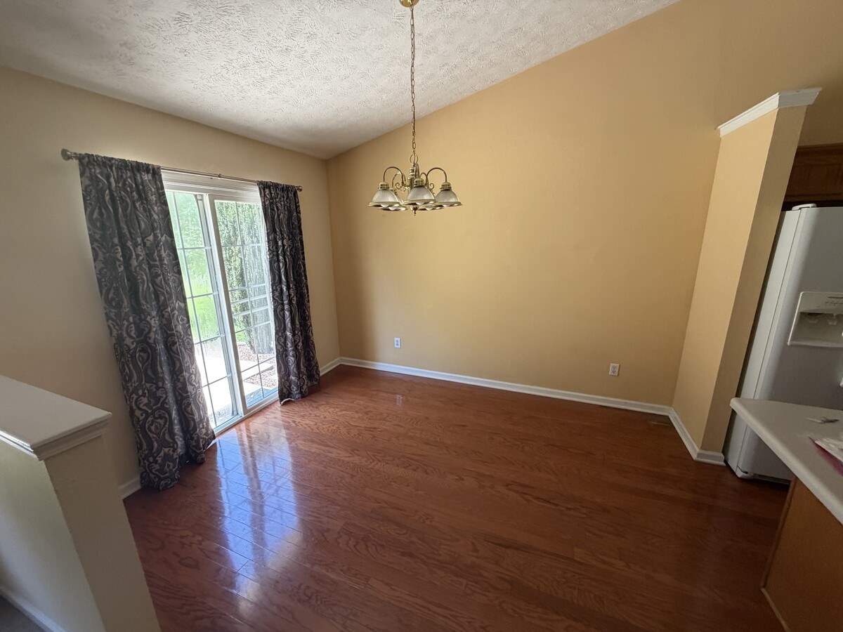 Photo - 105 Pleasant Ln