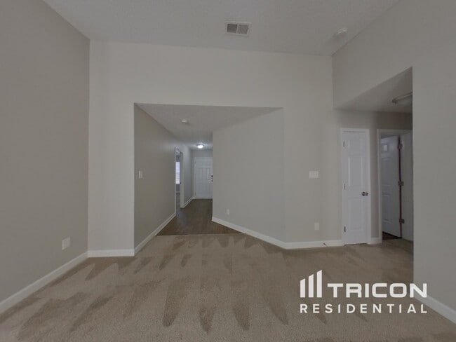 Photo - 2918 Brekonridge Centre Dr