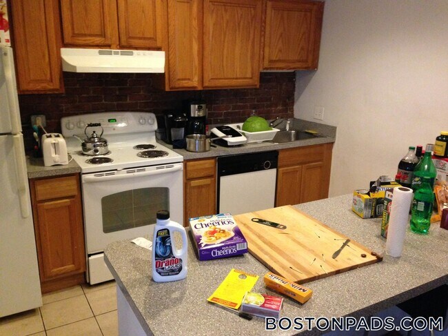 Photo - 486 Massachusetts Ave Unit 1