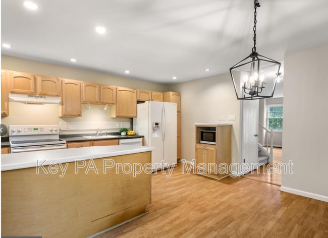 Photo - 517 S Coventry Ln