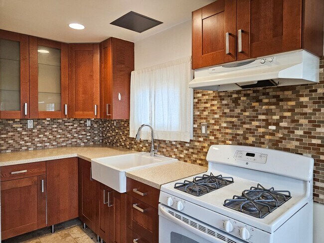 4530 32nd St Unit 4530 1/2 32nd Street