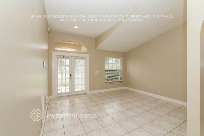 Photo - 6067 Ungerer St