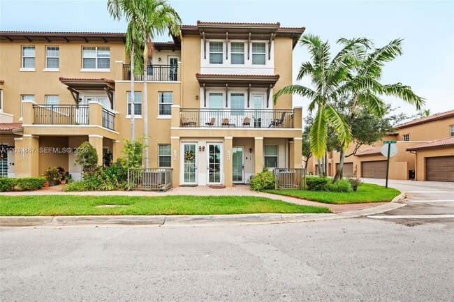 Building Photo - 14661 SW 9th St Unit 1809