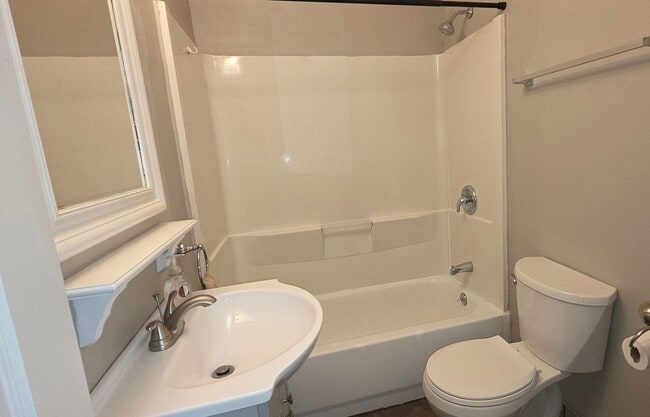 Photo - Remodeled 2 Bedroom, 2 Living Areas!  $925
