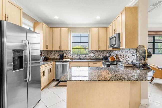 Building Photo - 223 W Chrystie Cir Rental