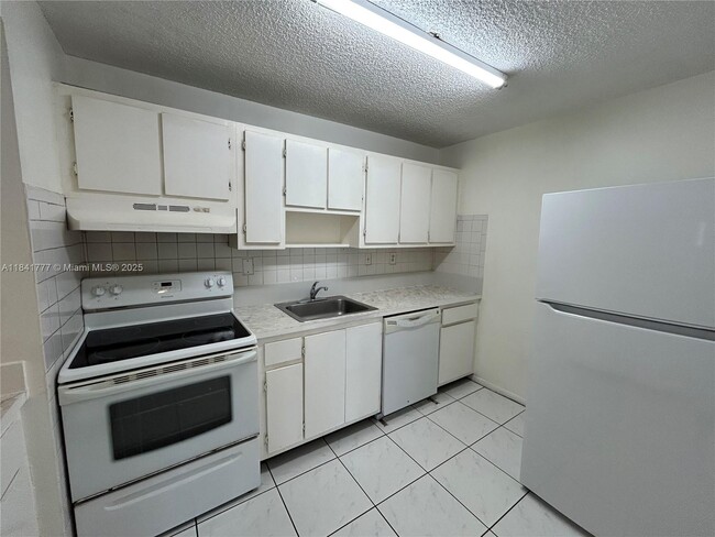 Photo - 468 NE 206th Ln Unit 201