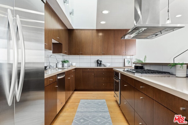 Photo - 2307 Oakwood Ave