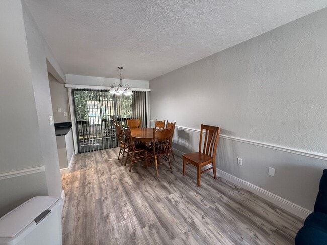 Photo - 2811 SW Archer Rd