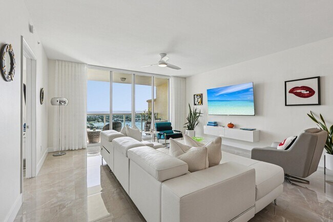 2640 Lake Shore Dr Unit 2312