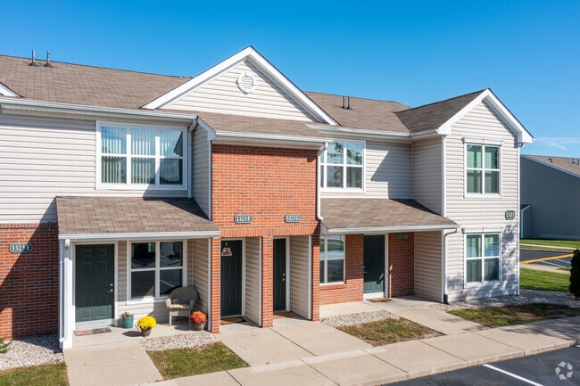 Sterling Crest Apartments