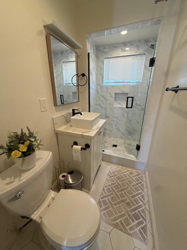 818 Cedar St Unit 8