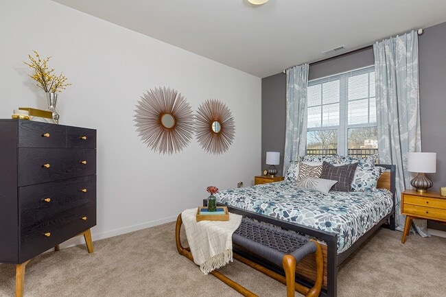 Photo - Oakcliff Apartments