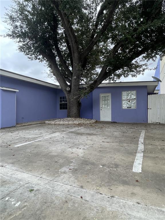 Building Photo - 13 W 18th St Unit A