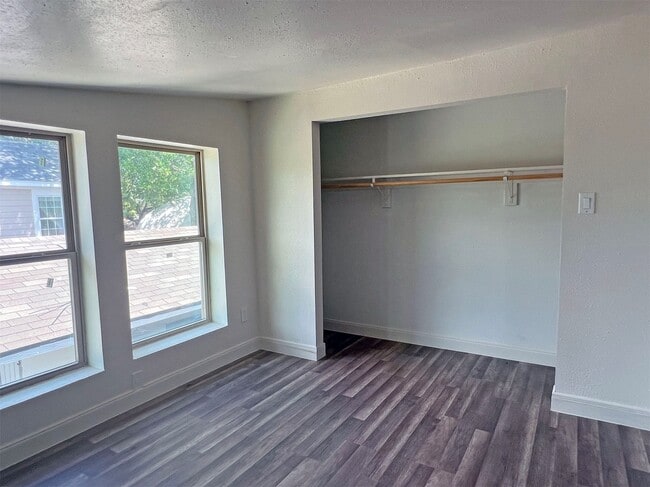 Photo - 201 Eastwood St Unit 5