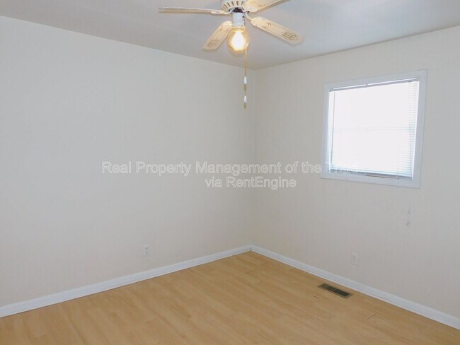 Photo - 903 E Bragg St