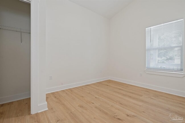 Photo - 418 N C St