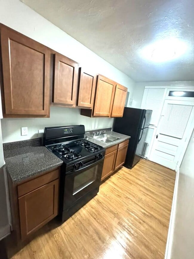 Building Photo - 15 Gallatin St NE Unit 1