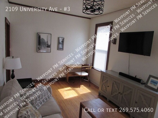 Photo - 2109 University Ave Unidad #3