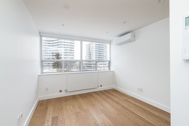 Photo - 4 Overland Drive Unit 203