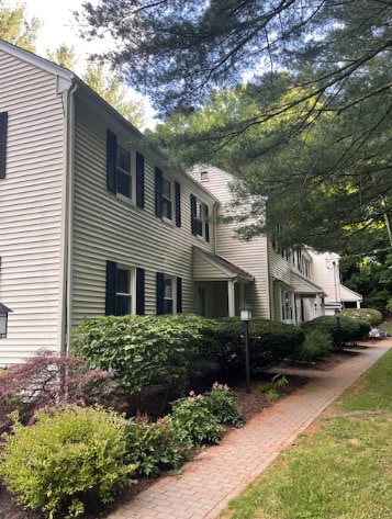 129 Harris Rd Unit 129 Harris # 4