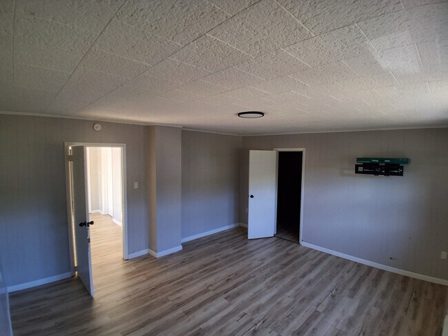 Photo - 67 Railroad St Unit 4