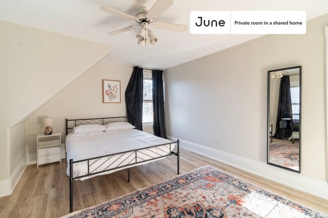 Photo - Room in Shared 3 bed/1 bath home Unit B