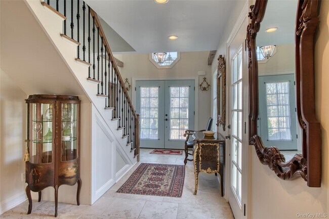 Photo - 12680 Main Rd