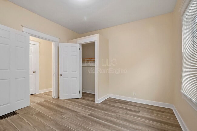 Photo - 1458 Beech St