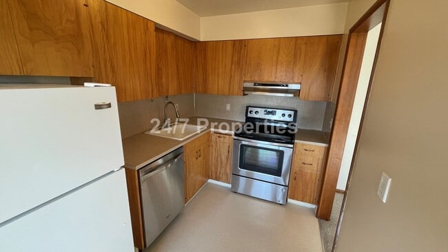 Photo - Beautiful 1 BD | 1 BA Apartment with a Vie... Unit 07