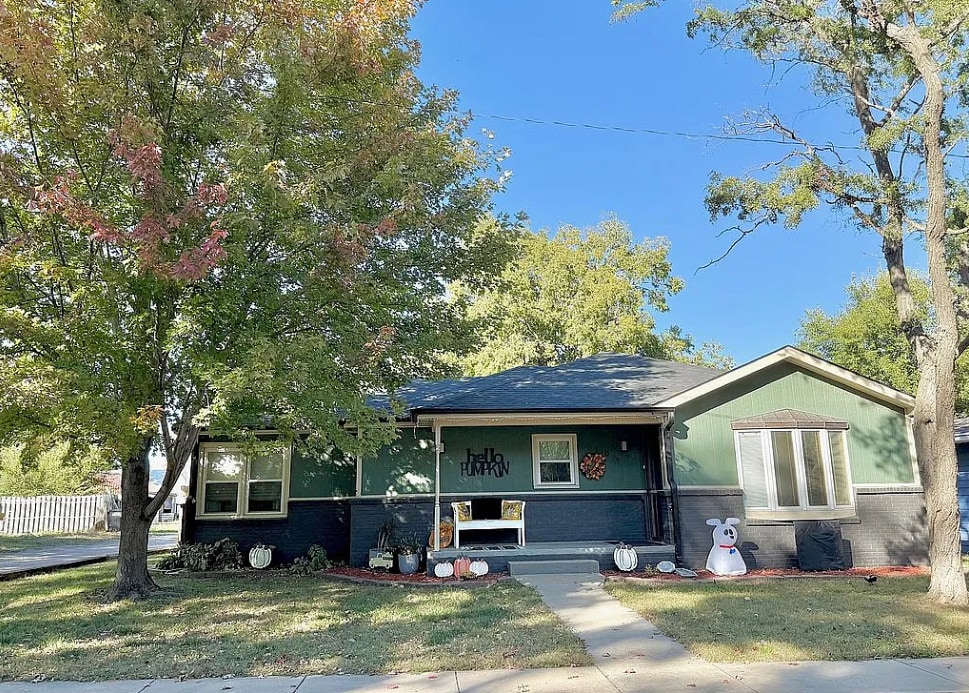 Photo - 109 E Arlington St
