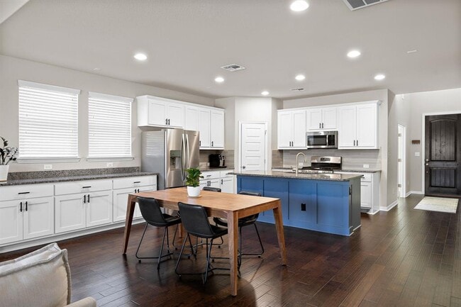 Photo - 3009 Diego Dr